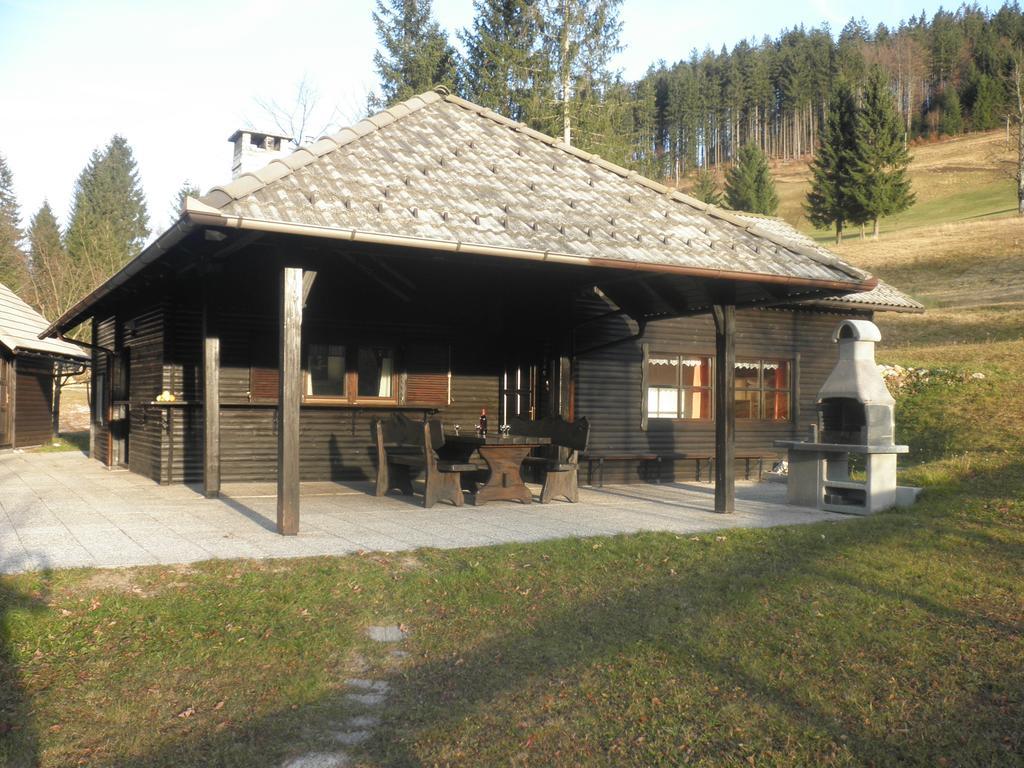 Holiday Home Cumar Cerkno Buitenkant foto
